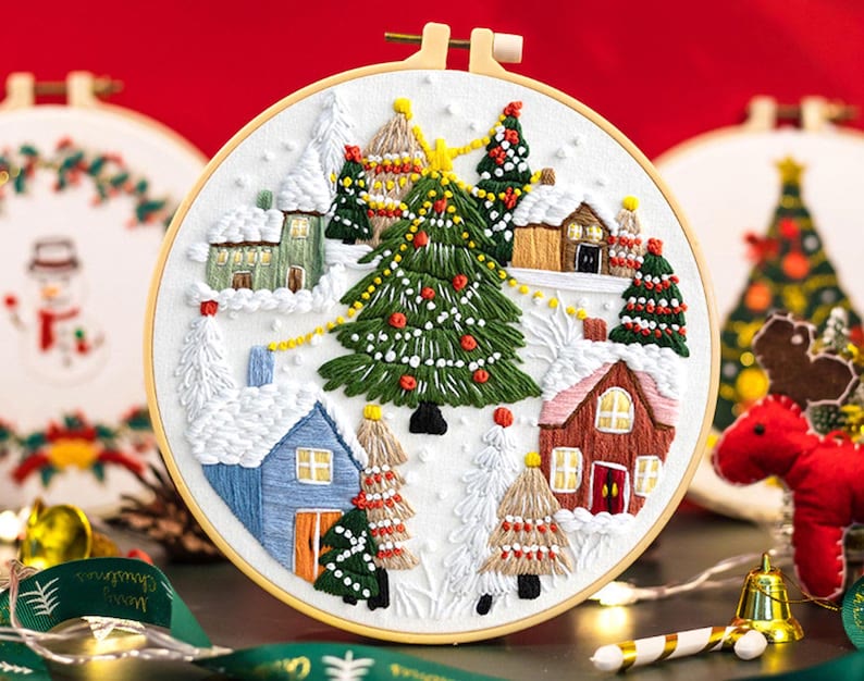 Rubbyoo Embroidery Kit - Happy Christmas Town Series | Diy Holiday Hoop Art | Perfect Home Ornament - 20*20cm - #1 - image 1